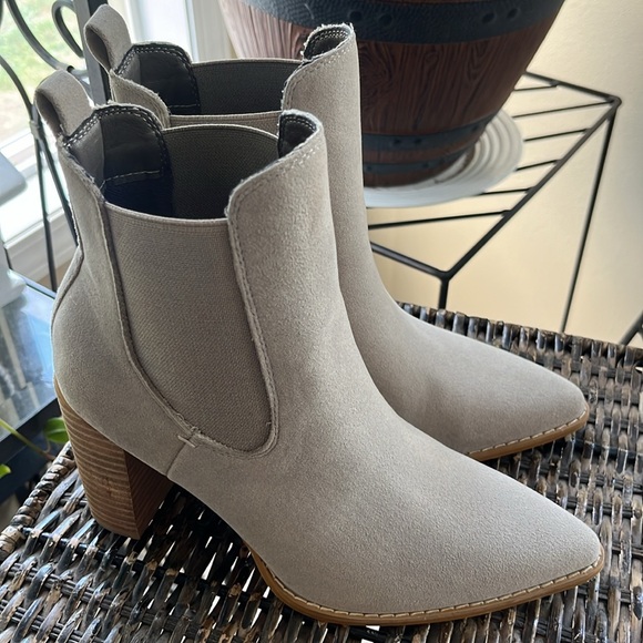OASIS SOCIETY - CHELSEA BOOT HEEL women’s size‎ 7 - Picture 1 of 8